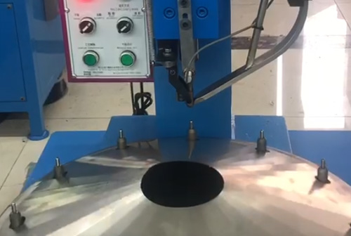 2023-3-10 什么是鉚釘機的實心鉚釘？實心鉚釘的應用范圍有哪些？.jpg