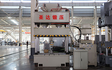 簡述四柱液壓機(jī)的應(yīng)用與特點